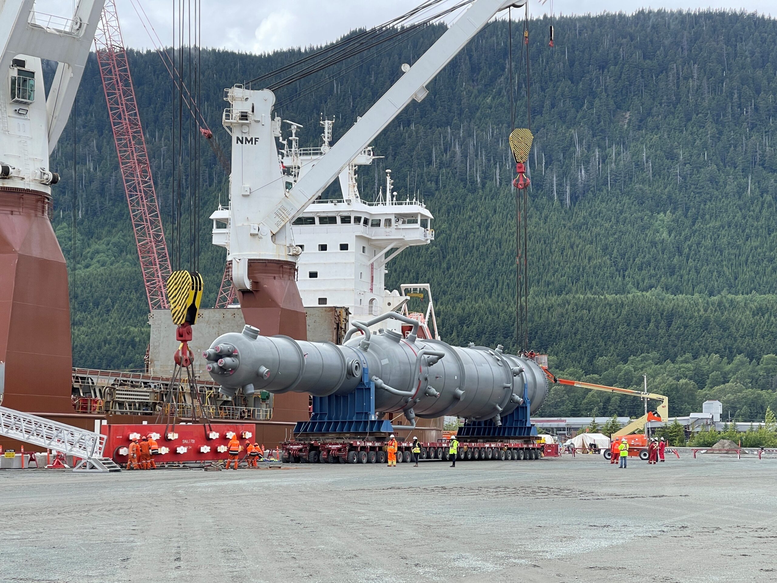 Main cryogenic heat exchanger and precoolers arrive at the LNG Canada site in Kitimat